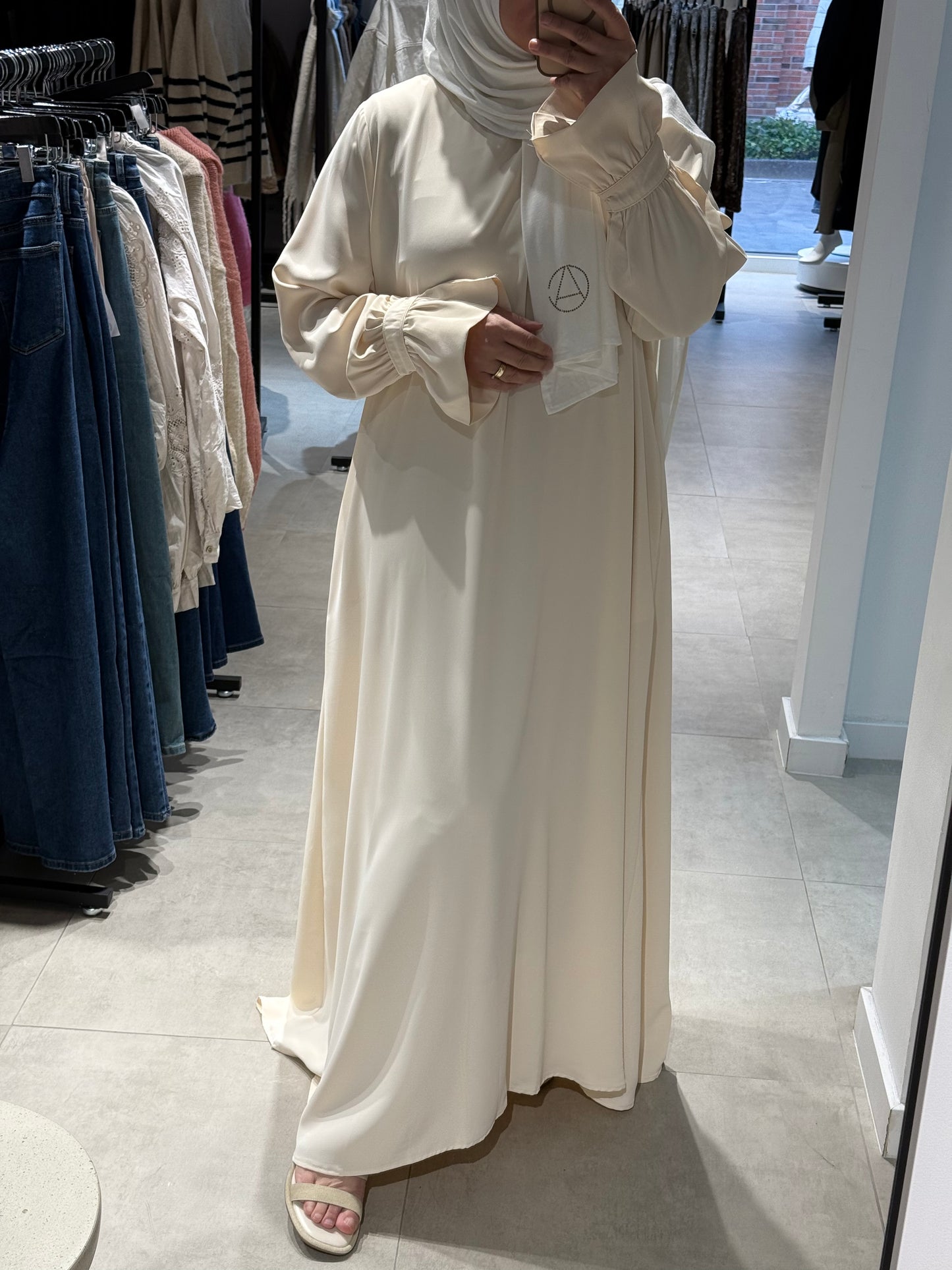 Abaya pofmouw creme