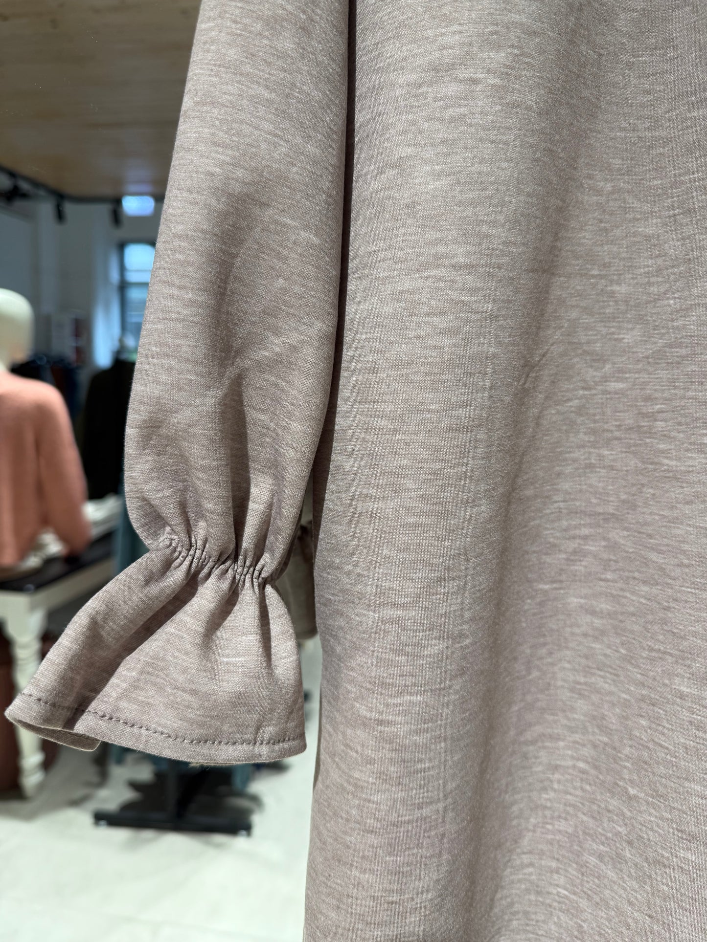 Sweat dress met pofmouwtjes