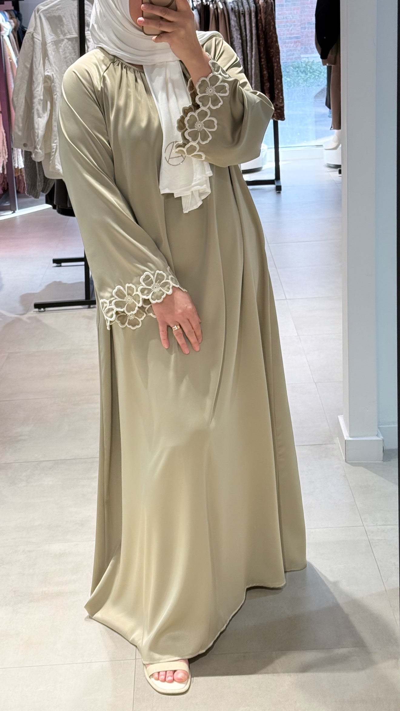 Abaya flower