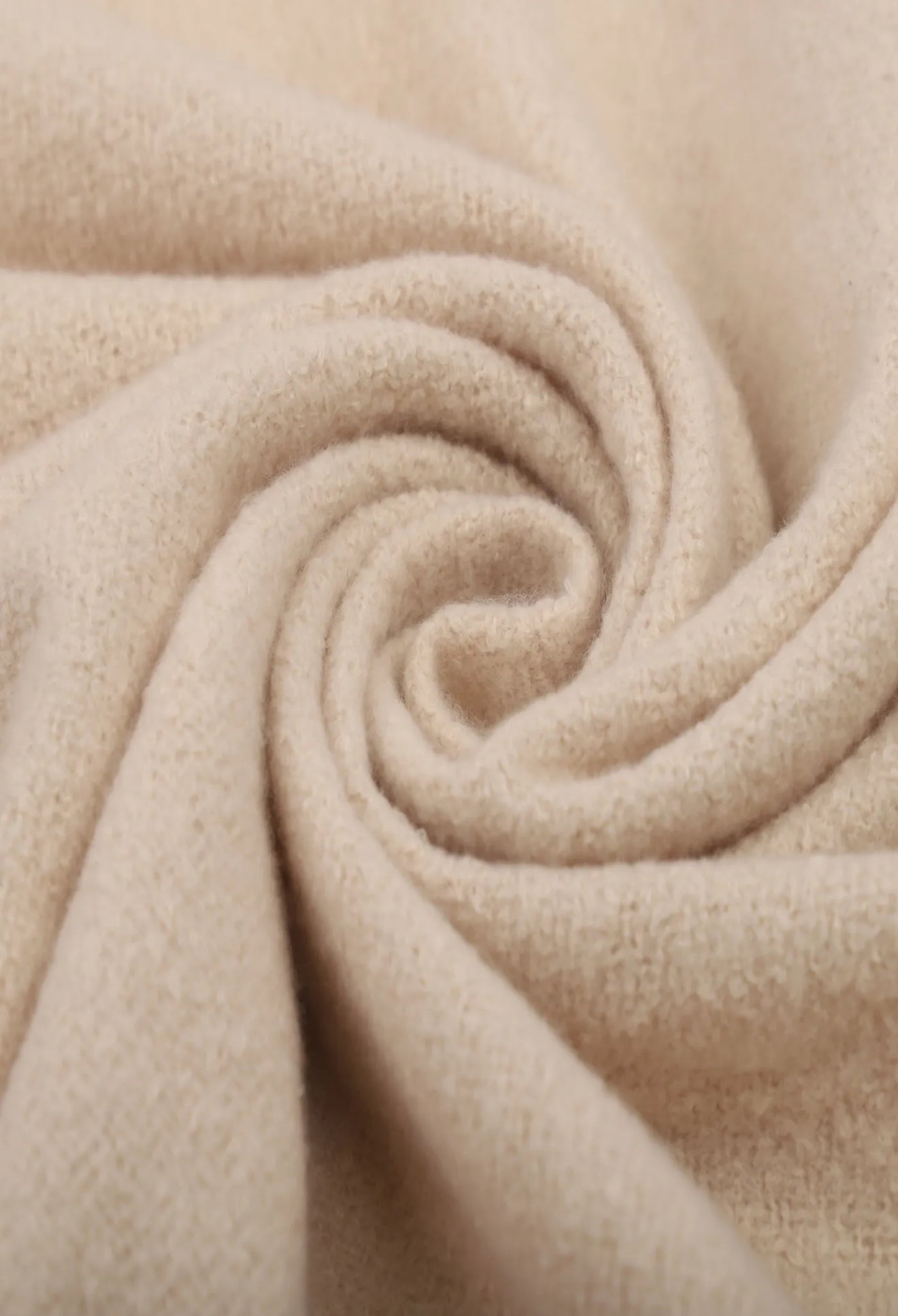 Wolllen scarf met franjes creme