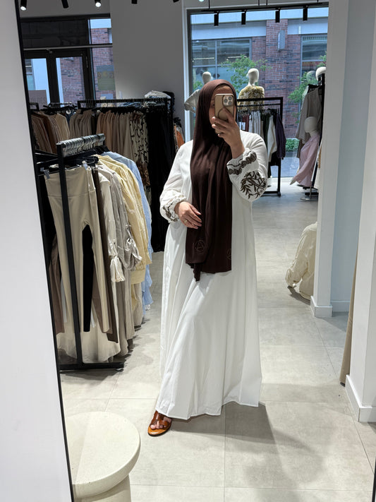 Abaya white broderie