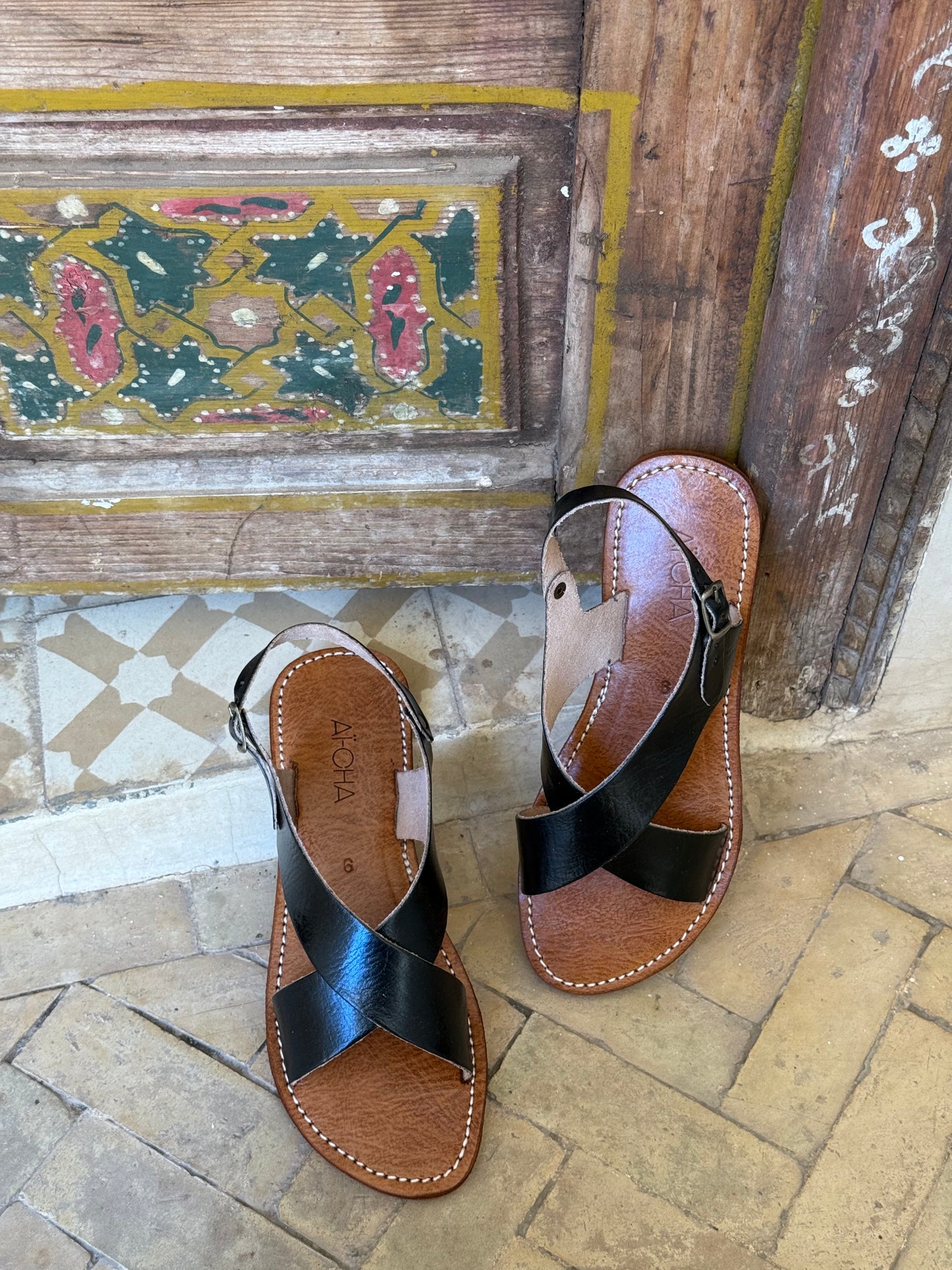 Handmade leather sandals black