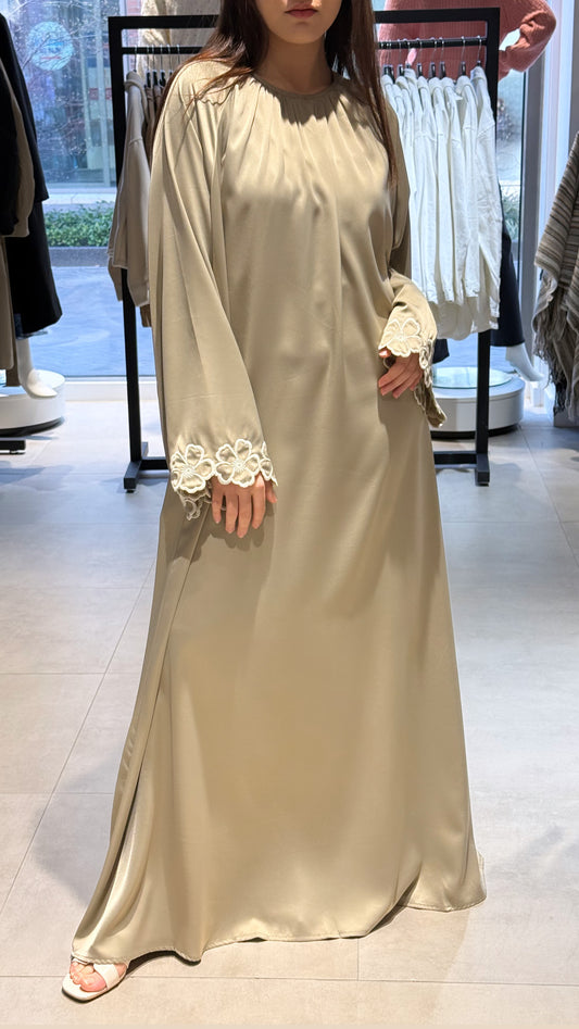 Abaya flower